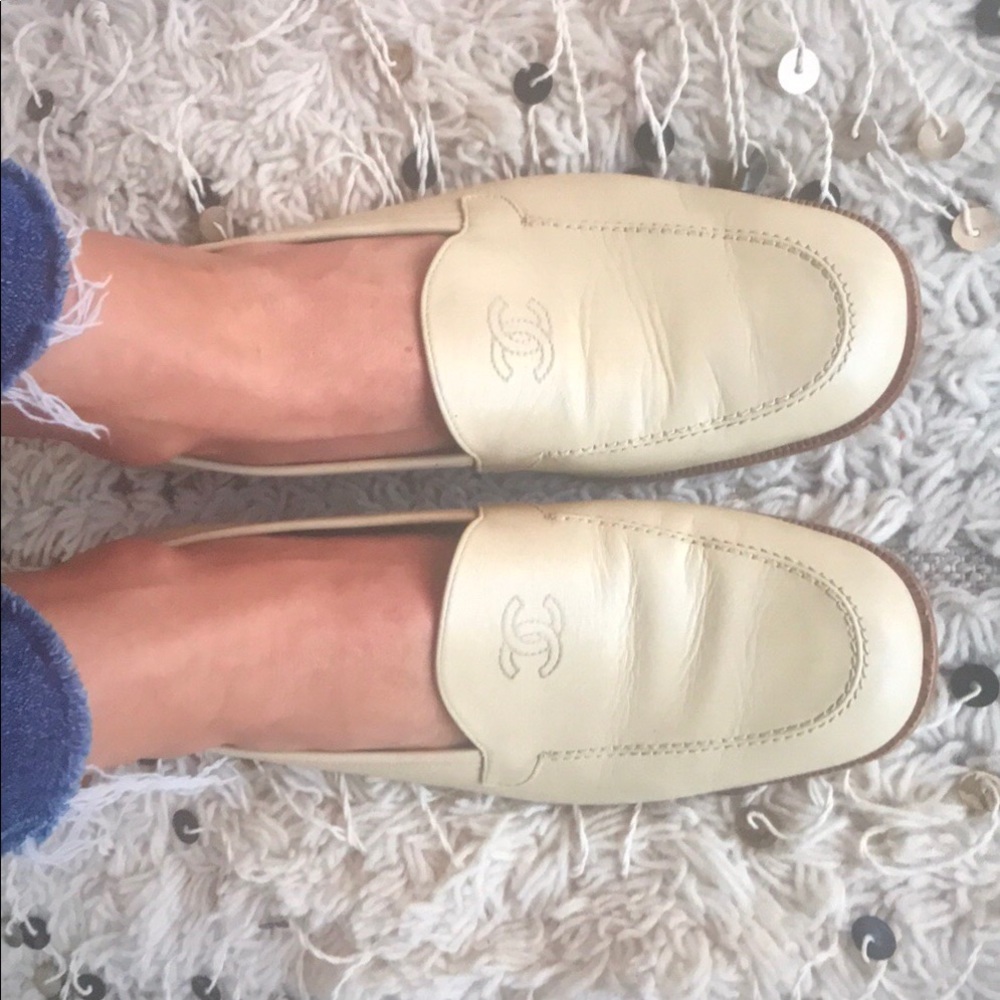 Beautiful Beige Chanel Loafers!